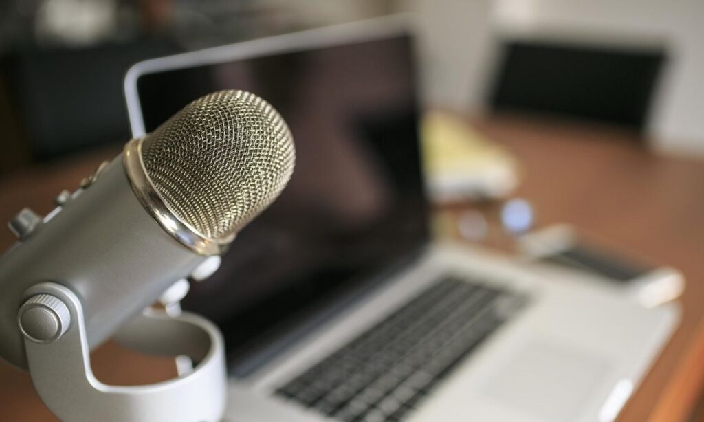 7 Best Microphones for Teaching Online Moneywise Teacher Reviews