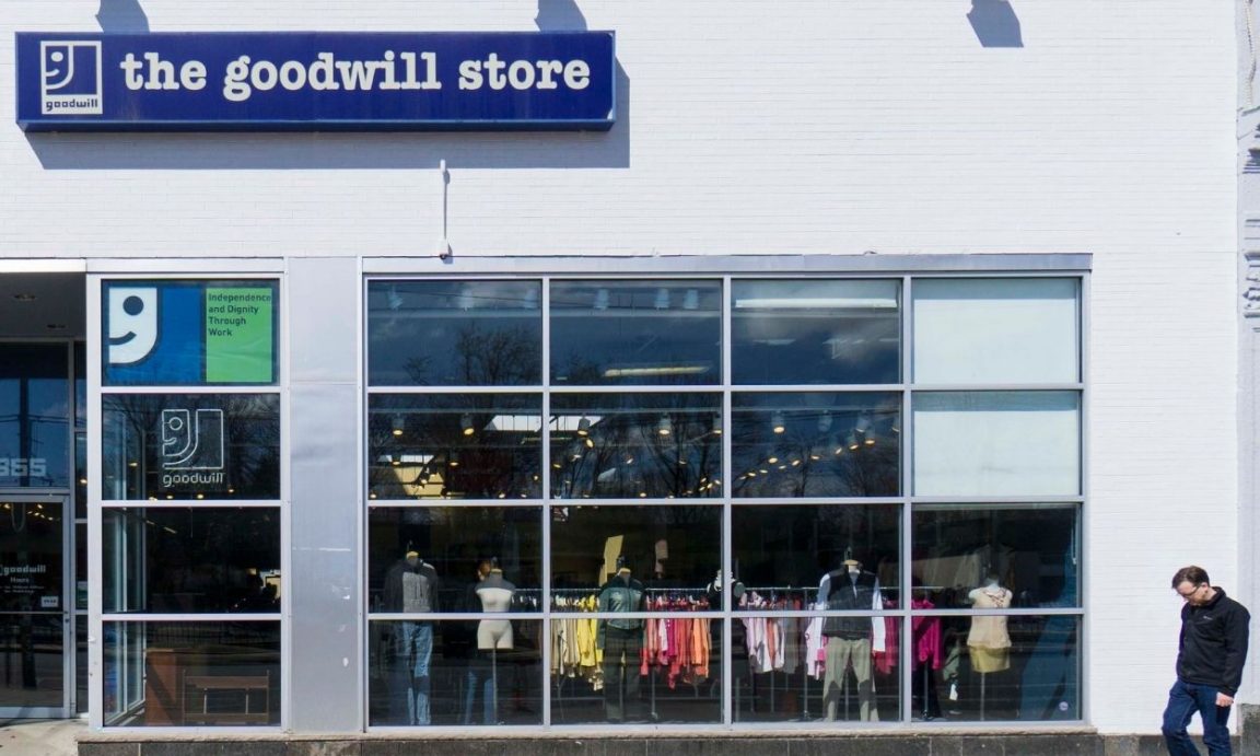 Goodwill Teacher Discount Save 15+ on Classroom Attire & Decor!