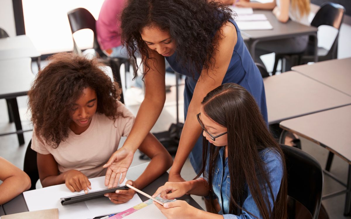 Teacher Taking Control of Classroom